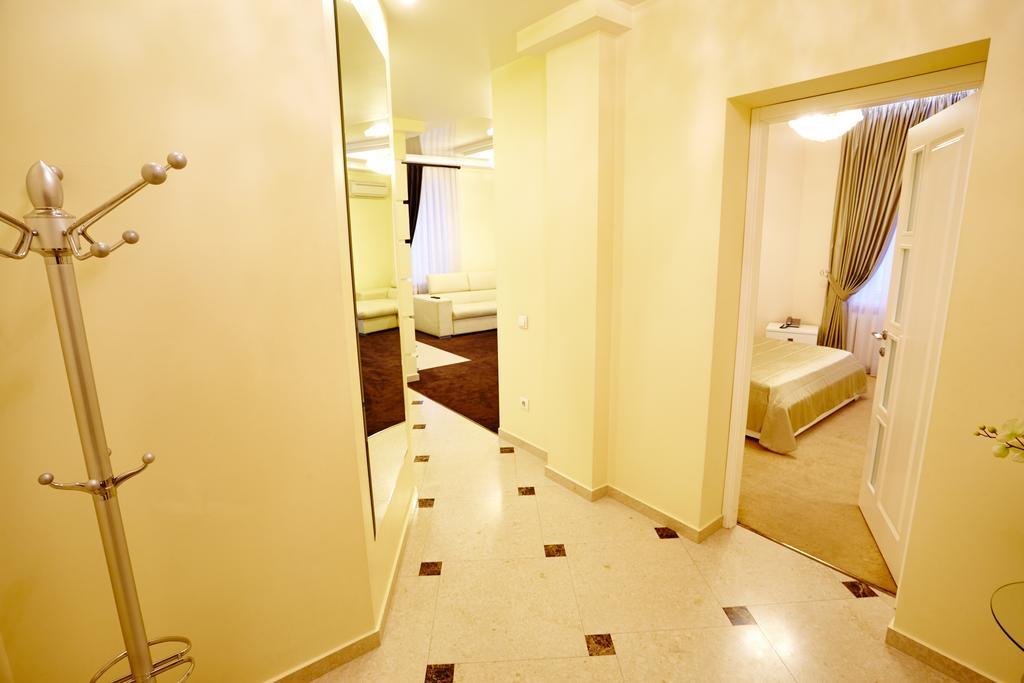 Ultra Central Park Apartments Kischinau Zimmer foto