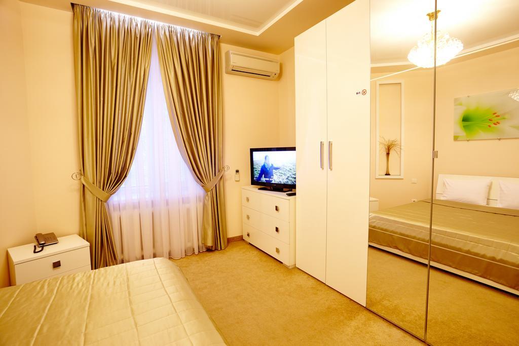 Ultra Central Park Apartments Kischinau Zimmer foto