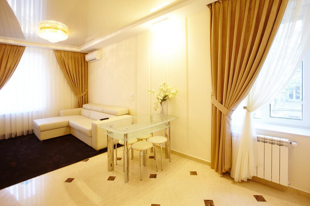 Ultra Central Park Apartments Kischinau Exterior foto